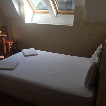 Irish Hotel Schumen Exterior foto