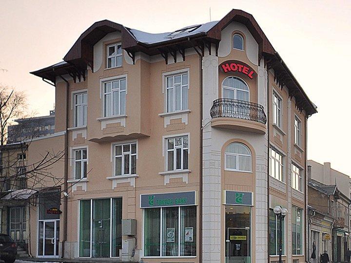 Irish Hotel Schumen Exterior foto